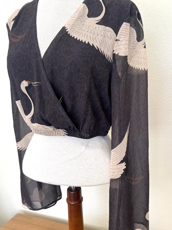NWT "Show Me Your Mumu" - Crop Top - Black Sheer White Crane - Size Small - Picture 5 of 12